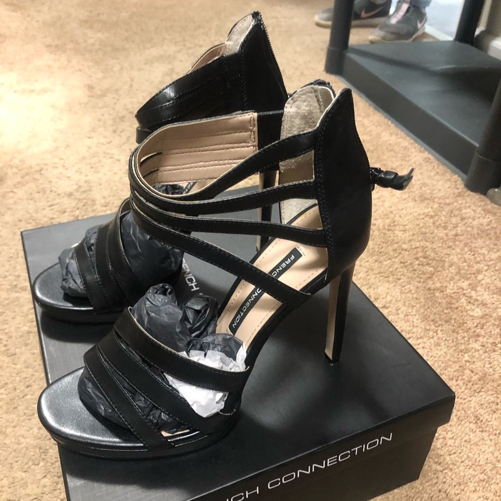 8.5 black stilleto ankle strap back zip